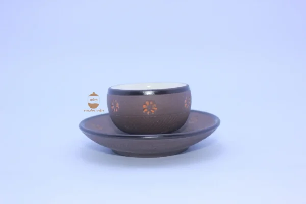 Chén Sao Vàng